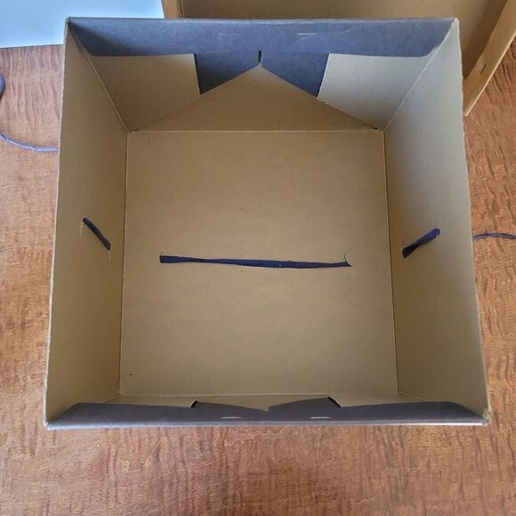 Merritts Roswell New Mexico vintage hat box cardboard brown square home decor - Picture 4 of 4